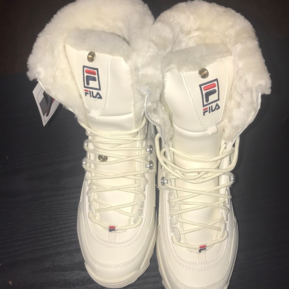 White Boots With Fur